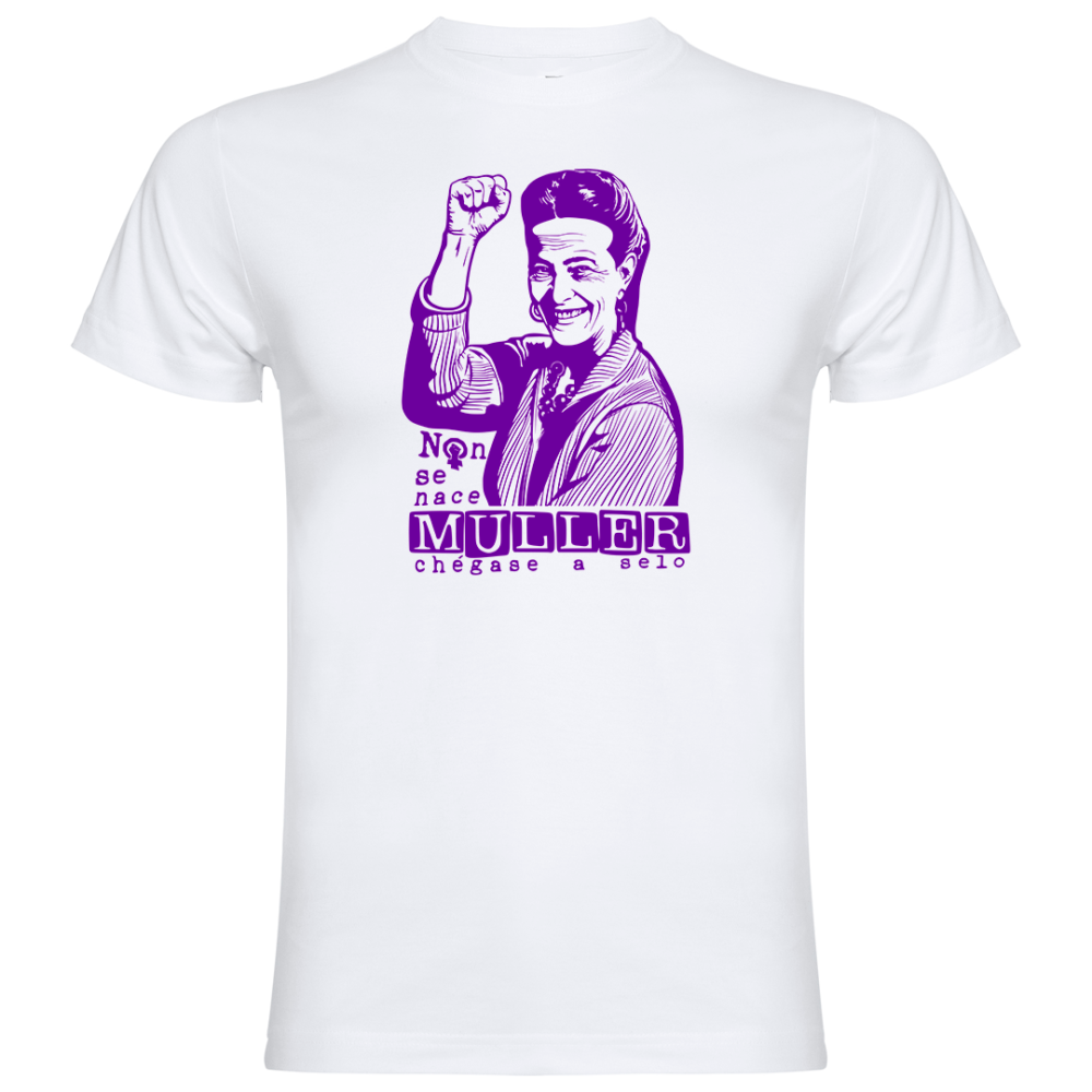 Camiseta blanca con ilustración feminista en color morado, imagen de mujer con el puño en alto y la frase Non se nace muller chégase a selo.